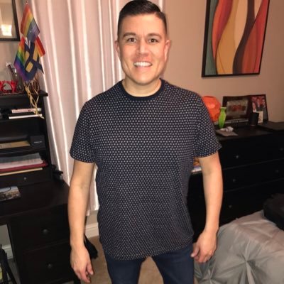 Profile Picture of Nicholas Lopez (@nicklikesmath) on Twitter