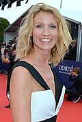 Profile Picture of Alexandra Lamyon Wikipedia