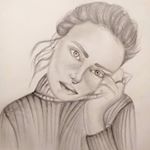 Profile Picture of Stephanie Moon ✍🏻🎨✌🏻 (@stephanie.moon.art) on Instagram