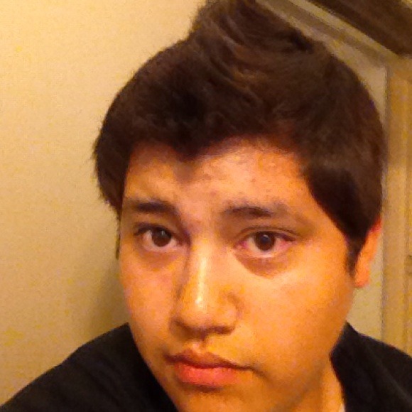 Profile Picture of Gary Hawthorn (@garyhawthorn) on Poshmark