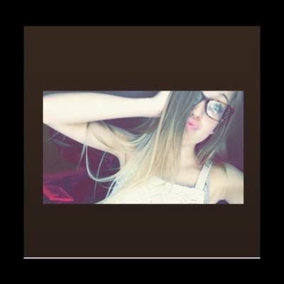 Profile Picture of Isabel Grace Andrews (@Lolizzy4) on Twitter