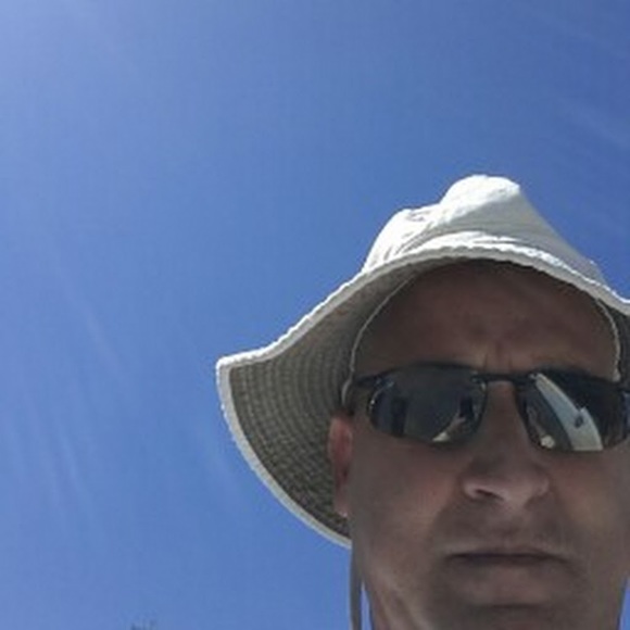 Profile Picture of Dan Weaver (@danatwestpro) on Poshmark