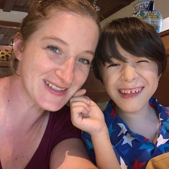 Profile Picture of Amber Bruzzese (@crimsonmaria) on Poshmark