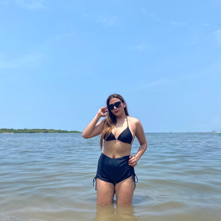 Profile Picture of Chrisstine (@thinsalonga) on Tiktok
