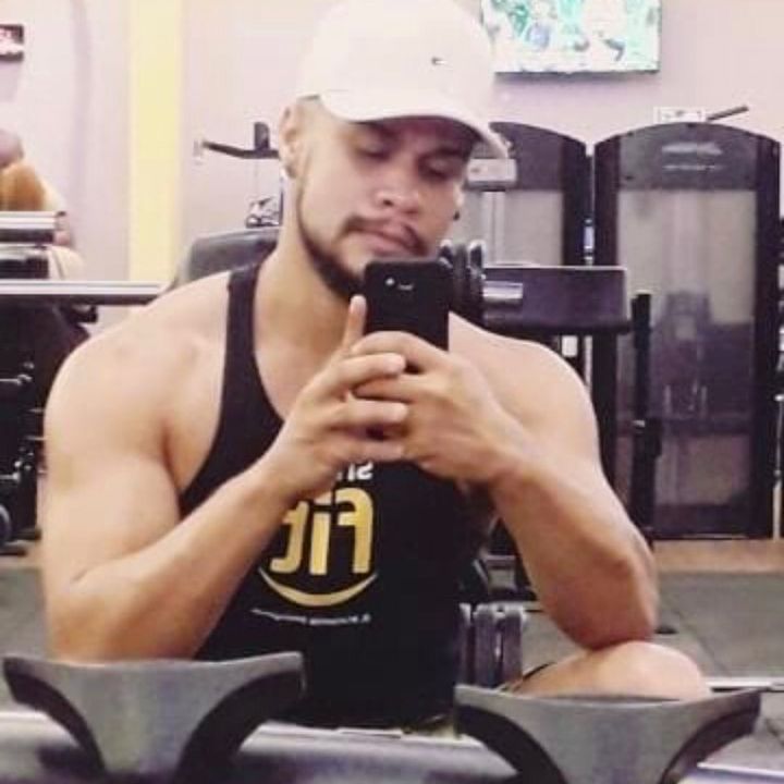 Profile Picture of chris silva (@@cchrissilvaofc) on Tiktok