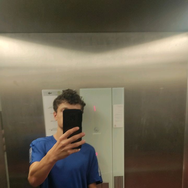 Profile Picture of dale_Stake (@dale_stake) on Tiktok