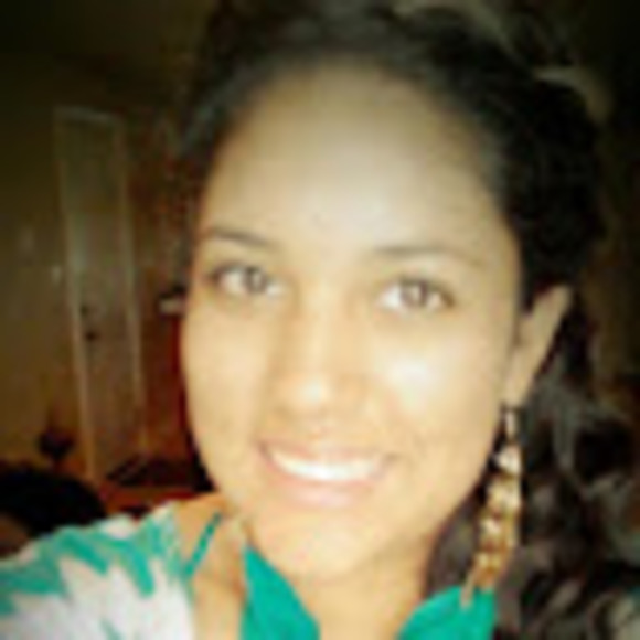 Profile Picture of Kayla Mcknight (@kayjaymck) on Poshmark