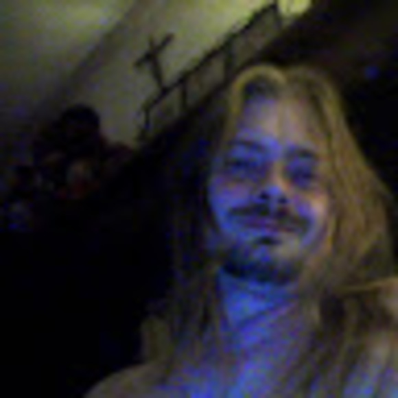 Profile Picture of Bradly Hays (@bradly1972) on Poshmark