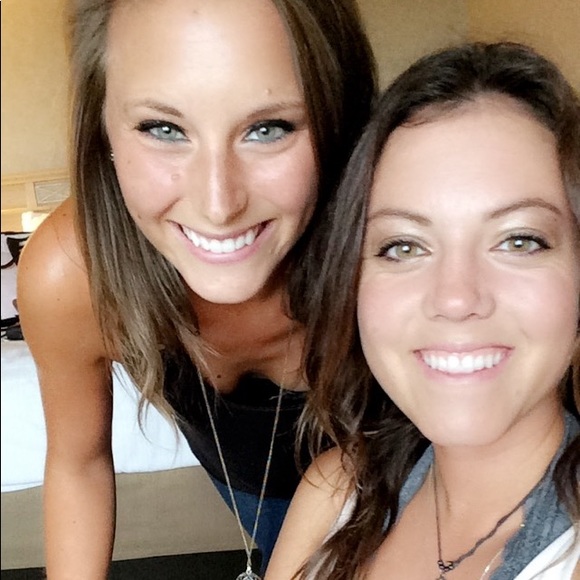 Profile Picture of Emma Phillpotts (@emphillpotts) on Poshmark