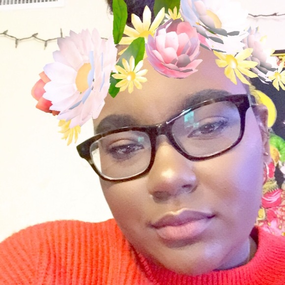 Profile Picture of Jbenet Moore (@jbenet) on Poshmark