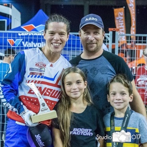 Cindy Trudel - Poshmark Profile Picture of Cindy Trudel (@kawasaki_818) on Poshmark