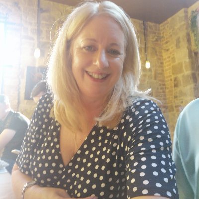 Profile Picture of SRg (@SharonRogan5) on Twitter