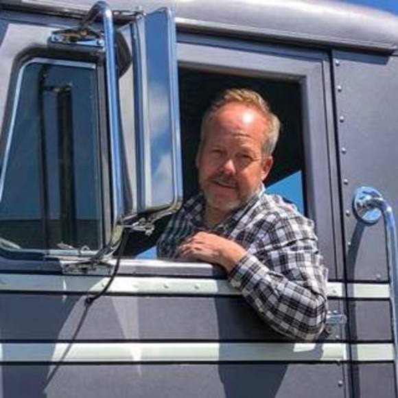 Profile Picture of Clint Whitehead (@clint_whitehead) on Poshmark