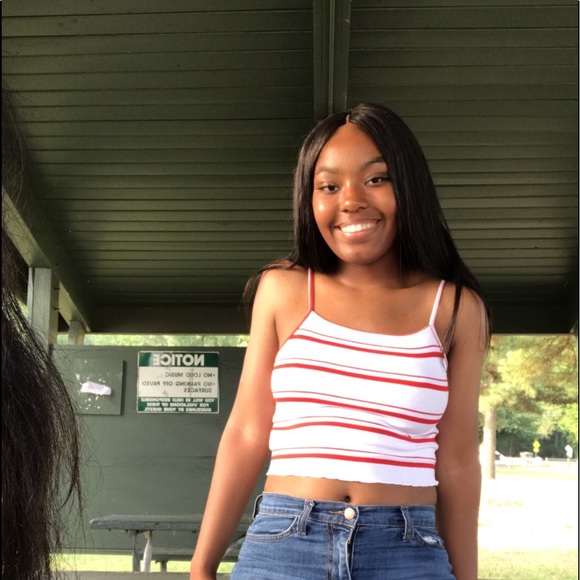 Profile Picture of Daeleesha Mcneil (@daylee99) on Poshmark