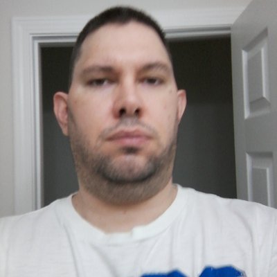 Profile Picture of Travis Karr (@TravestyInKC) on Twitter