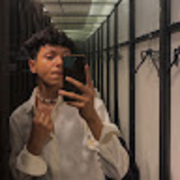 Profile Picture of Luis Sierra-tenorio (@last06f) on Poshmark