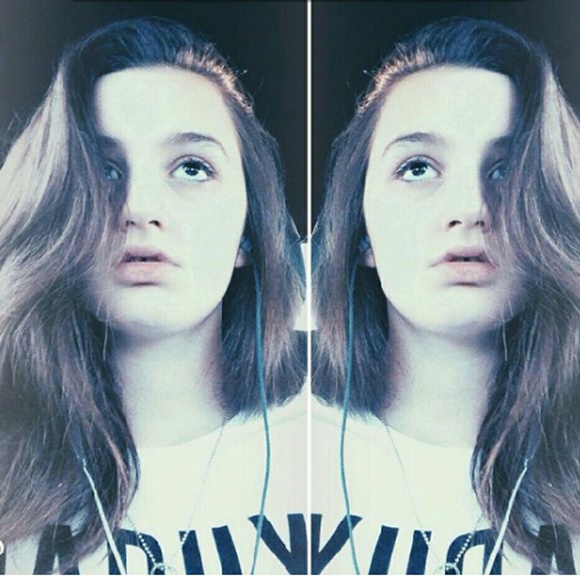 Profile Picture of Harley Johannsen (@hk10101) on Poshmark