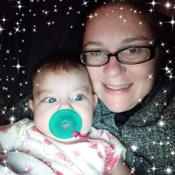 Profile Picture of Cari Claiser (@cariclaiser) on Poshmark