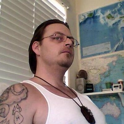 Profile Picture of Christopher Asa Pear (@carnage420_75) on Twitter