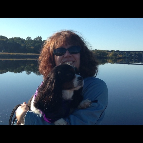 Profile Picture of Tammy Poisson (@meeko03mom) on Poshmark