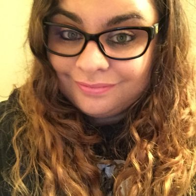 Profile Picture of Mandi Thomas (@themandithomas) on Twitter
