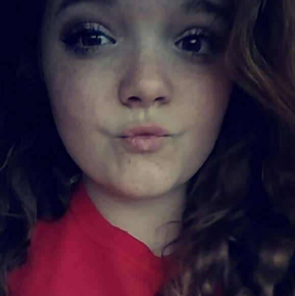 Profile Picture of Katelynn Cantrell (@katelynnrose00) on Poshmark