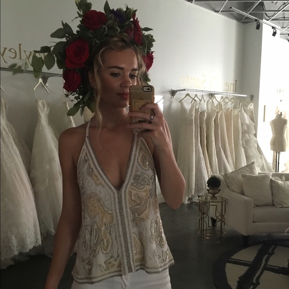 Profile Picture of Annabelle Salser (@annabellesalser) on Poshmark