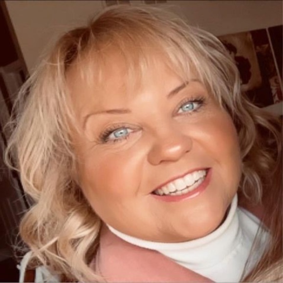 Profile Picture of Janet Capenigro (@janpep) on Poshmark