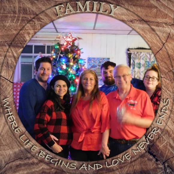 Profile Picture of Sharon Faloney (@sfaloney) on Poshmark