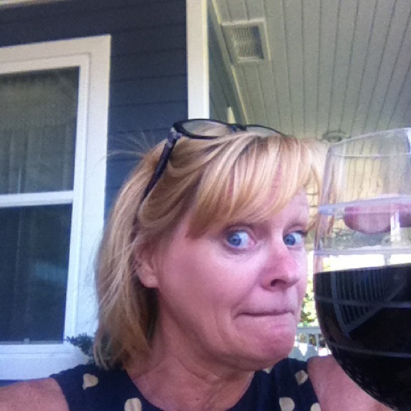 Nancy Casca - Poshmark Profile Picture of Nancy Casca (@nancylee542) on Poshmark