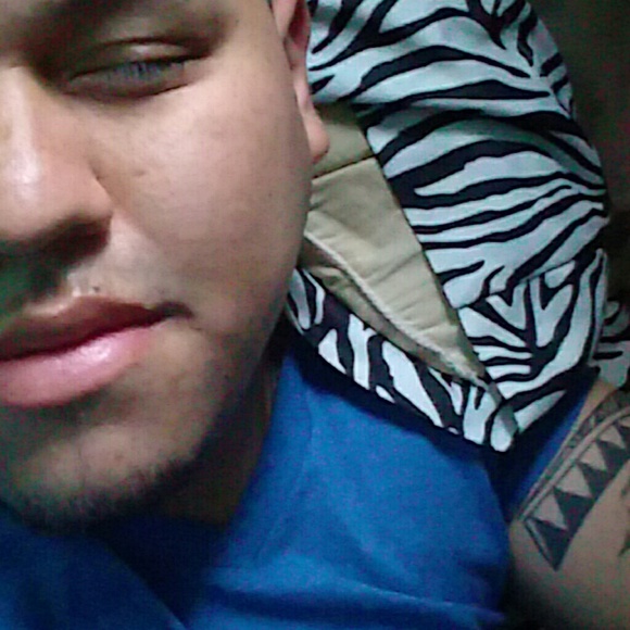 Profile Picture of Luis Vargas (@akdagreat) on Poshmark