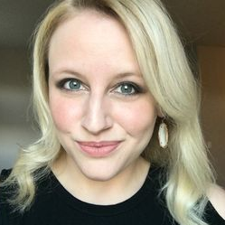 Profile Picture of Jessica Huff Walters (@JessicaShuff) on Twitter
