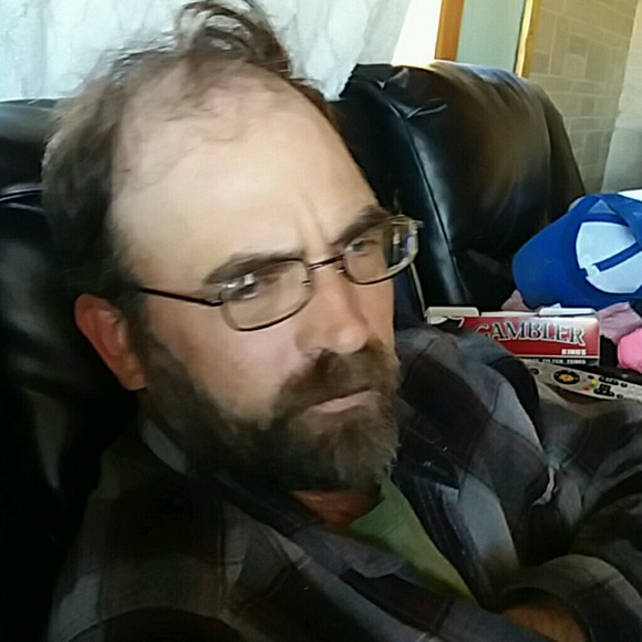 Profile Picture of James Ogles (@oglesjames1) on Poshmark