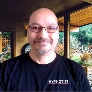 Profile Picture of Mike Edmondson (@wolvesdenplus) on Twitter