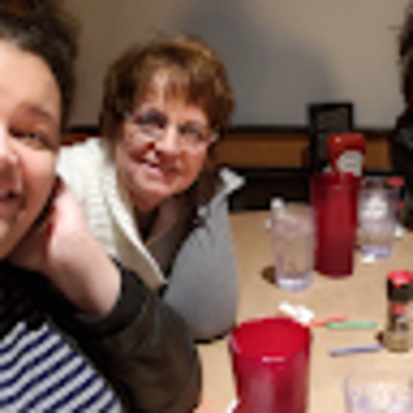 Profile Picture of Julia Lough (@julialough09) on Poshmark