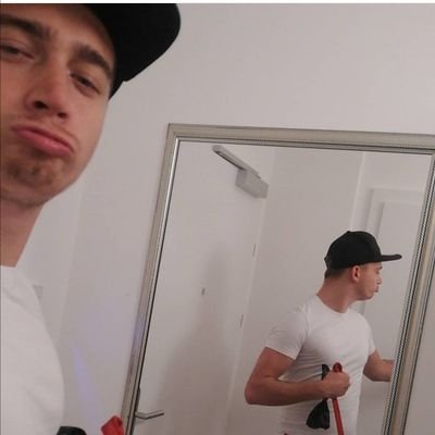 Profile Picture of Christopher Lux (@Christo33156999) on Twitter