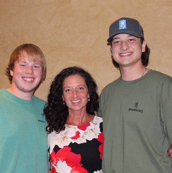 Profile Picture of Sheri Praska (@spraskahbs) on Poshmark