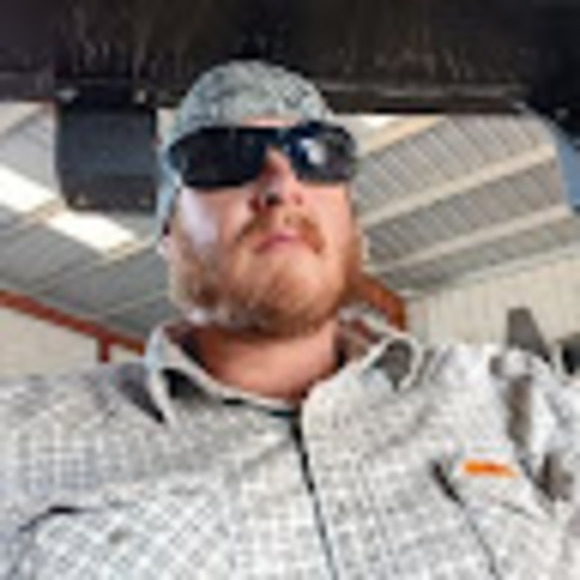 Profile Picture of Joshua Tinsley (@jrtinsley84) on Poshmark