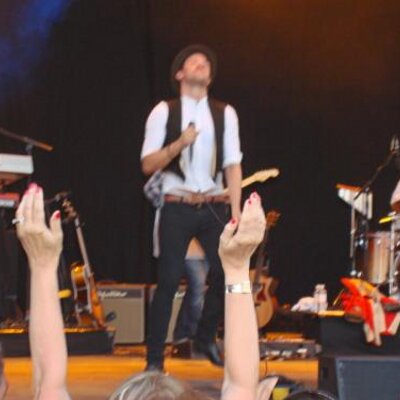 Profile Picture of Lynn Gibbs (@gibzine) on Twitter