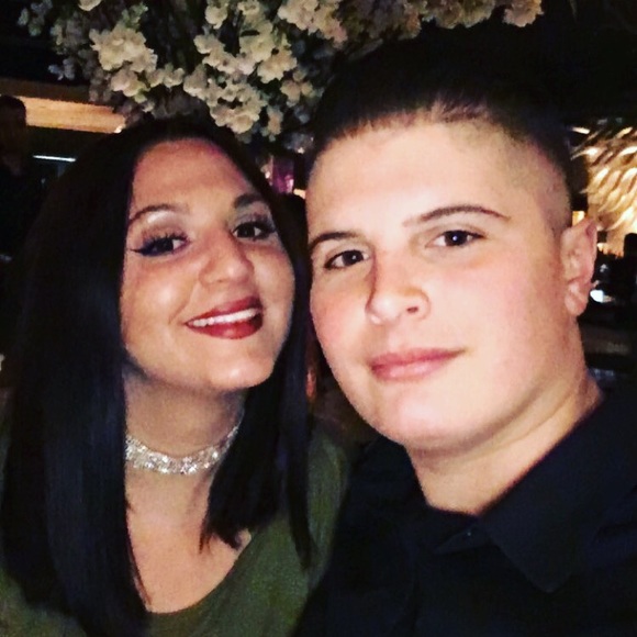 Profile Picture of Arianna Casazza (@ariannacasazza) on Poshmark