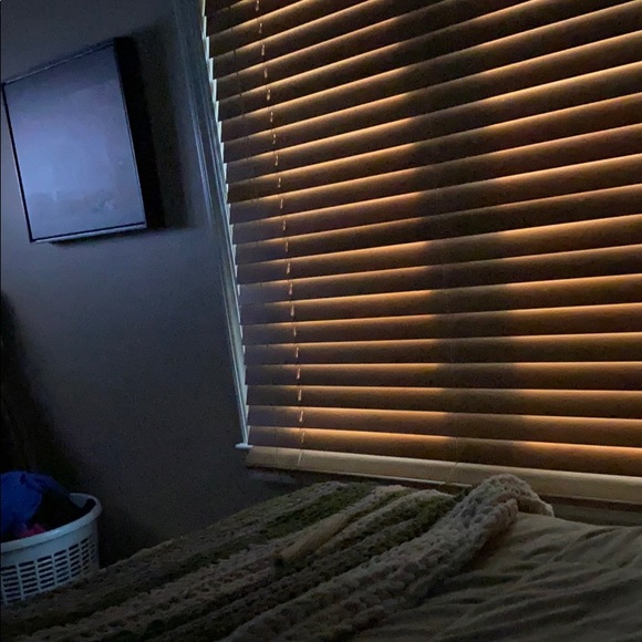 Profile Picture of Michele Larkin (@michele_larkin) on Poshmark