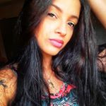 Profile Picture of DÉBORA BARRET 🦄 (@debybarret) on Instagram