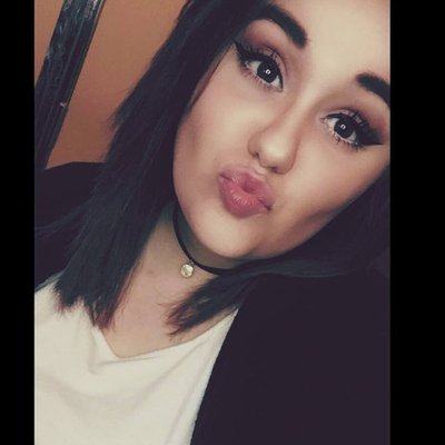 Profile Picture of Allison Simons (@AllisonSimons7) on Twitter