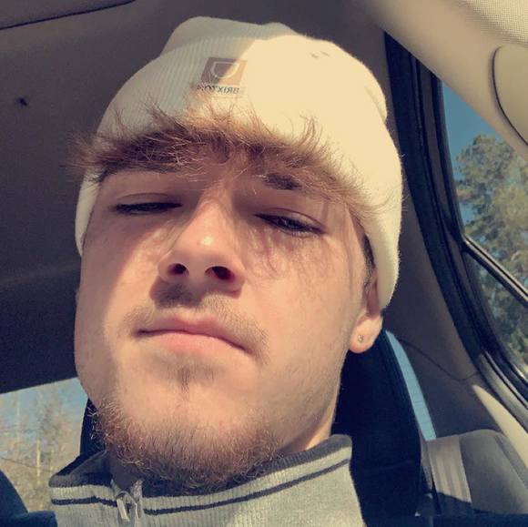 Profile Picture of Gavin Weaver (@gavinweaver) on Poshmark