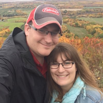 Nicole Deveau - Twitter Profile Picture of Nicole Deveau (@WriterWhoFlew) on Twitter