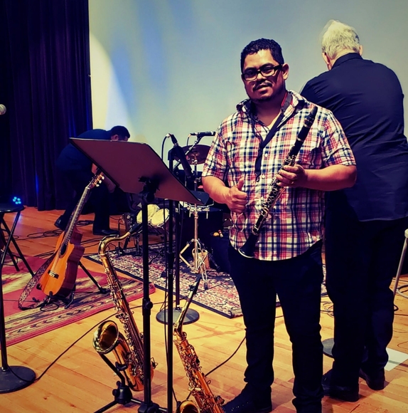 Profile Picture of Douglas Fagoaga (@douglasfagoaga) on Poshmark