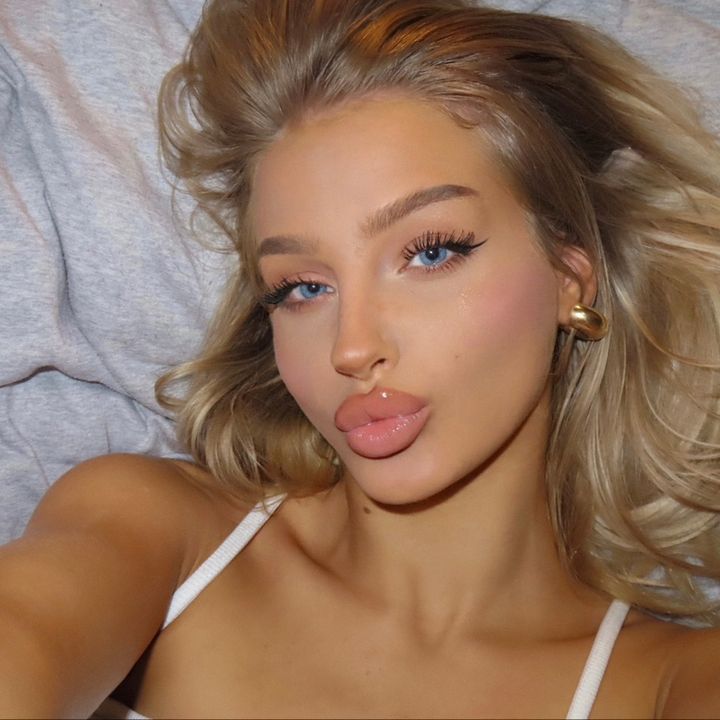 Profile Picture of Lucia (@luciamorrill) on Tiktok