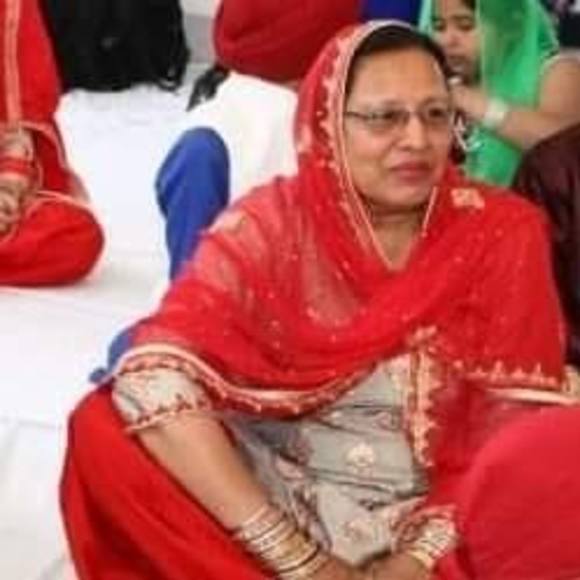 Profile Picture of Paramjeet Saini (@paramjeet_saini) on Poshmark