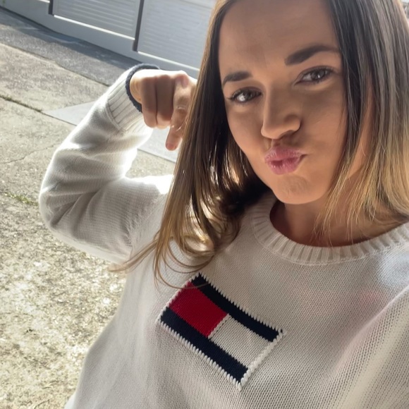 Profile Picture of Chelsea Rogan (@crogan123) on Poshmark