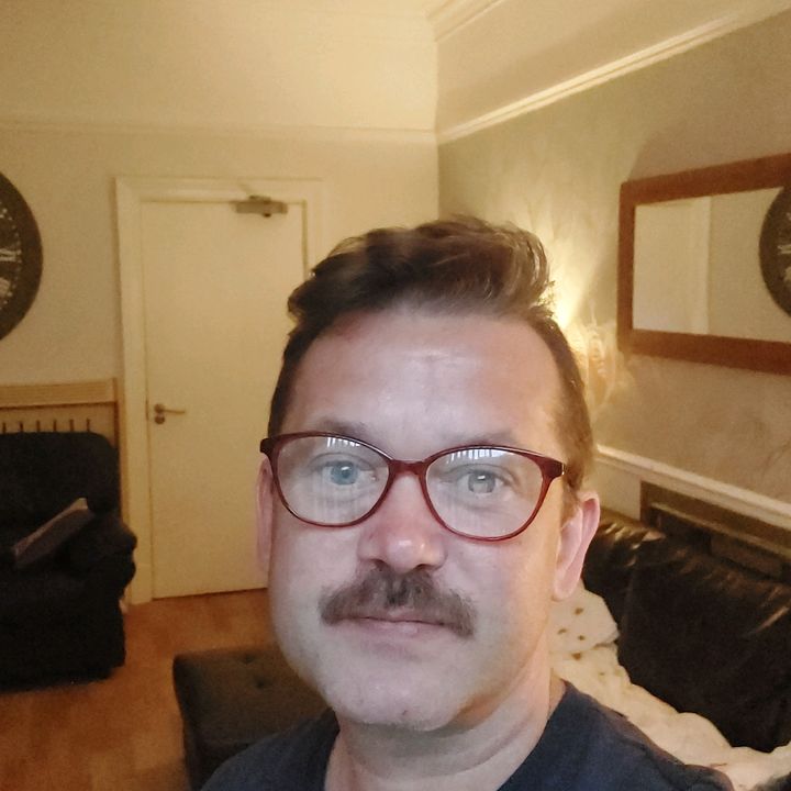 Profile Picture of Robert Lloyd (@robertlloyd27) on Tiktok